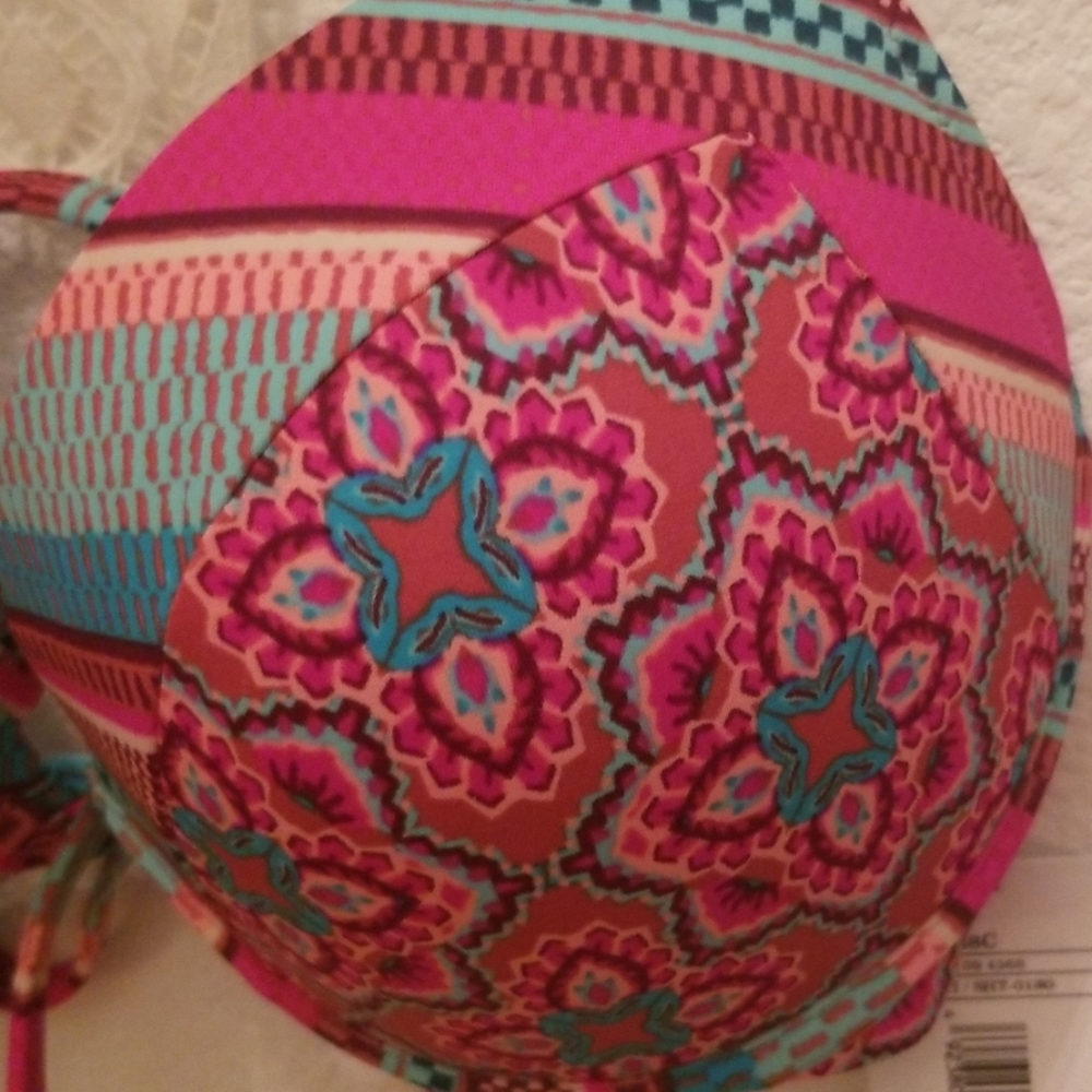 Swim top - Picture 3 of 4